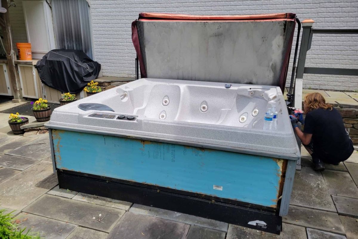 Hot Tub Removal Service